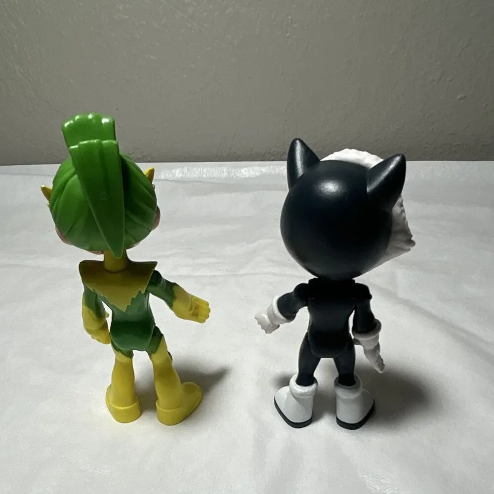 Mattel PJ Masks Luna Girl & Catboy 4 in Painted Plastic Figures Lot of 2